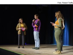 Fotos der Preisverleihung des Kurzfilmfestivals "20minmax"