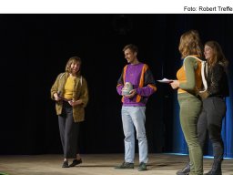 Fotos der Preisverleihung des Kurzfilmfestivals "20minmax"