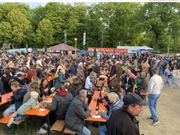 Fotos des Burning Lake-Festivals 2025 – Rockmusik &amp; Feuer in Pförring