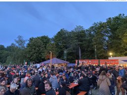 Fotos des Burning Lake-Festivals 2025 – Rockmusik &amp; Feuer in Pförring