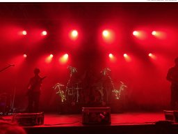 Fotos des Burning Lake-Festivals 2025 – Rockmusik &amp; Feuer in Pförring