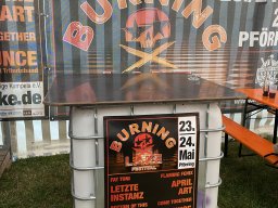 Fotos des Burning Lake-Festivals 2025 – Rockmusik &amp; Feuer in Pförring