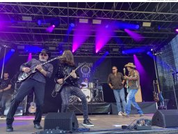 Fotos des Burning Lake-Festivals 2025 – Rockmusik &amp; Feuer in Pförring