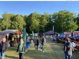 Fotos des Burning Lake-Festivals 2025 – Rockmusik &amp; Feuer in Pförring